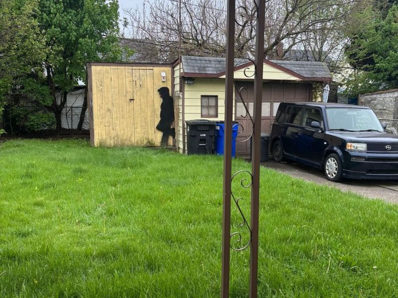 10917 Governor Avenue, Cleveland, OH 44111 Photo 19