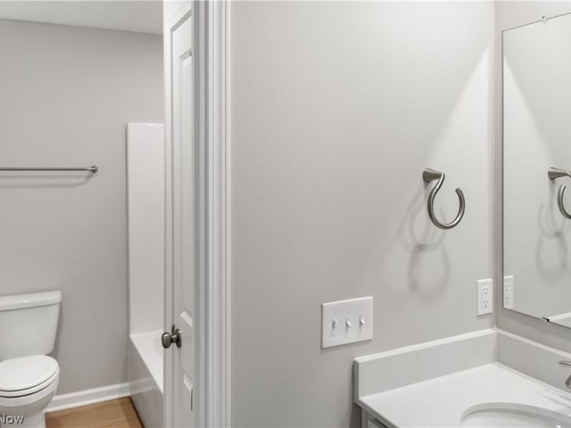 1665 Merlot Lane, Westlake, OH 44145 Photo 11