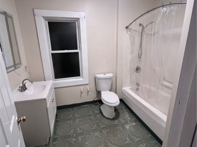 7516 Bancroft Avenue, Cleveland, OH 44105 Photo 3