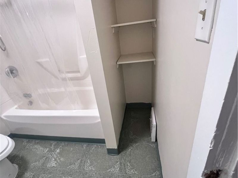 7516 Bancroft Avenue, Cleveland, OH 44105 Photo 5