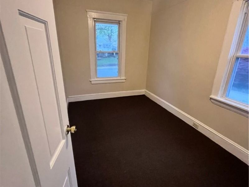 7516 Bancroft Avenue, Cleveland, OH 44105 Photo 6