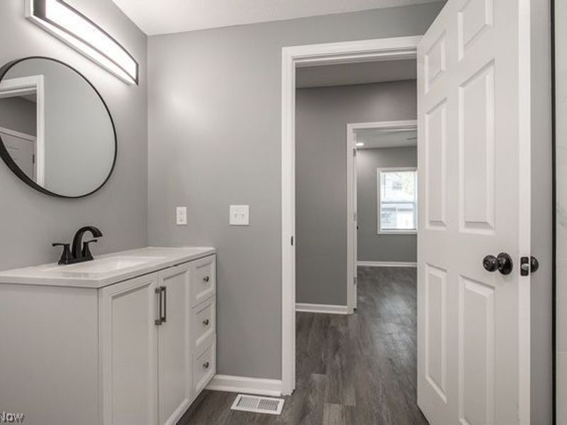 3599 W 102nd Street, Cleveland, OH 44111 Photo 6