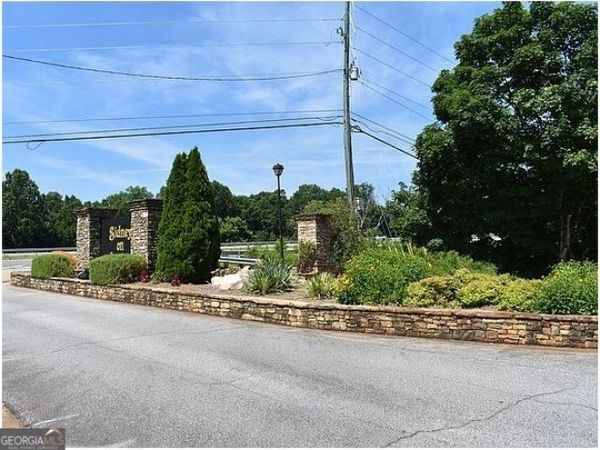 2212 Huntingdon Court, Gainesville, GA 30506