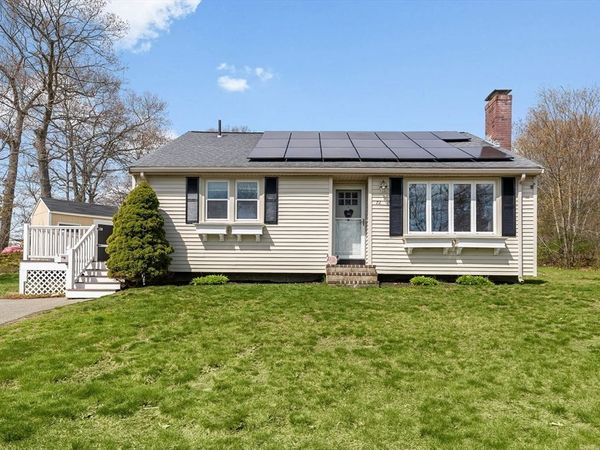 72 Norwich Rd, Brockton, MA 02302