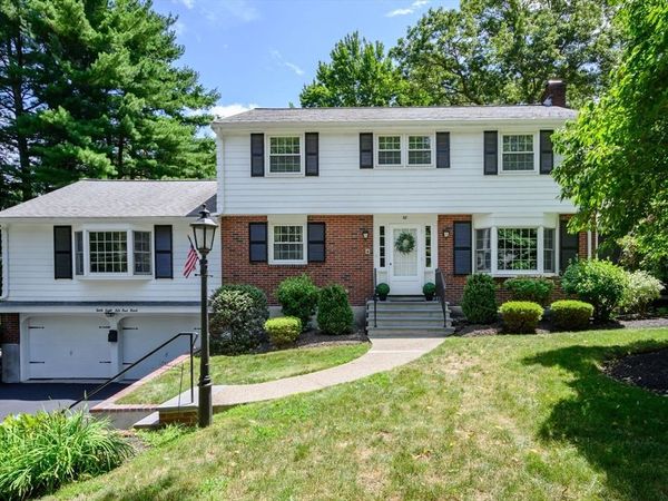 68 Old Post Rd, Walpole, MA 02032