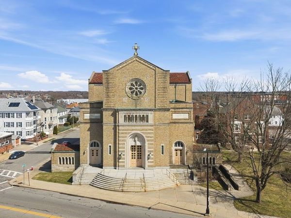 51 Duncan, New Bedford, MA 02745