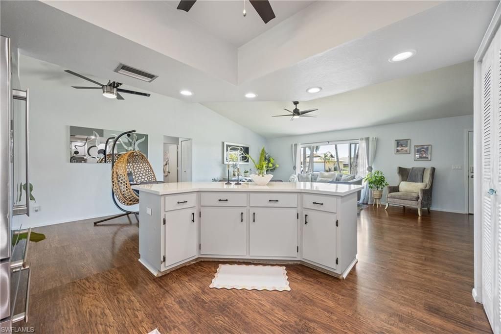 425 SW 43rd Ln , Cape Coral, FL 33914 Photo