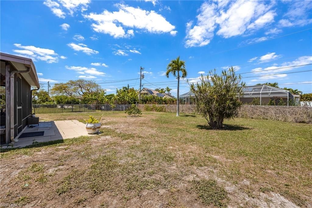 425 SW 43rd Ln , Cape Coral, FL 33914 Photo