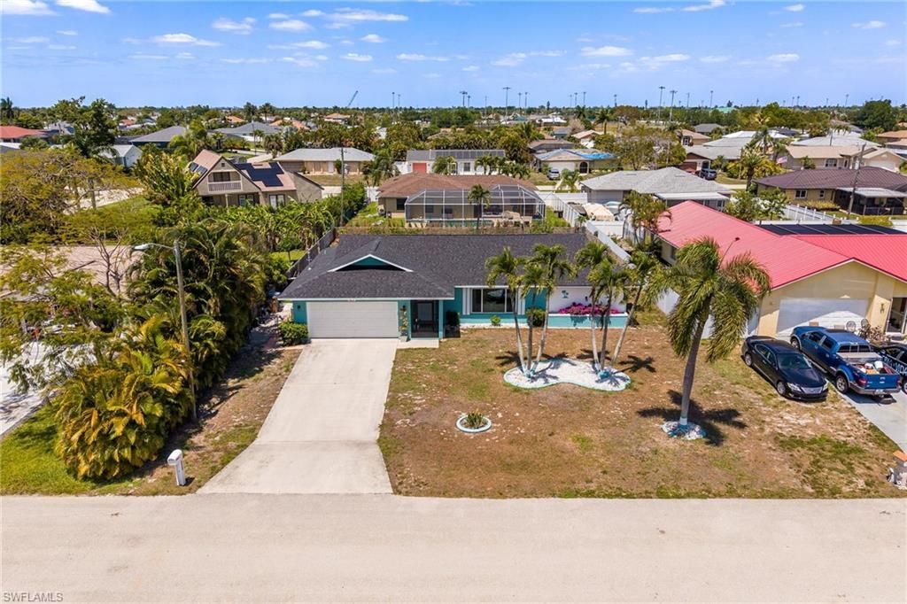 425 SW 43rd Ln , Cape Coral, FL 33914 Photo