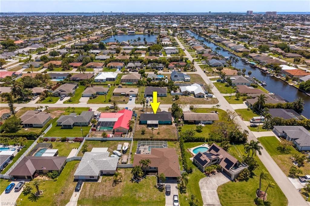 425 SW 43rd Ln , Cape Coral, FL 33914 Photo