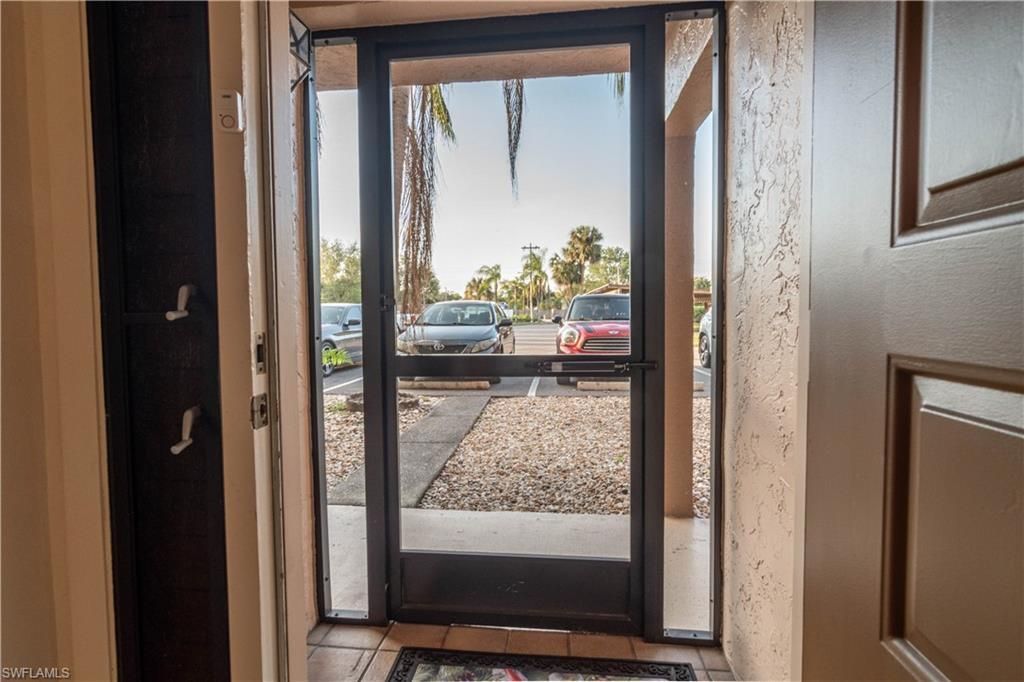 2069 W Lakeview Blvd, Unit E1, North Fort Myers, FL 33903 Photo