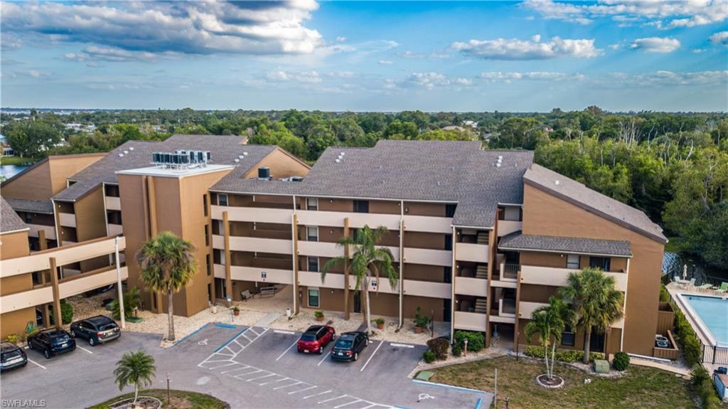 2069 W Lakeview Blvd, Unit E1, North Fort Myers, FL 33903 Photo