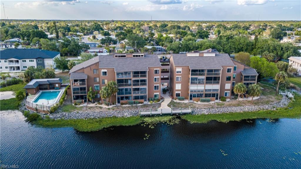 2069 W Lakeview Blvd, Unit E1, North Fort Myers, FL 33903 Photo