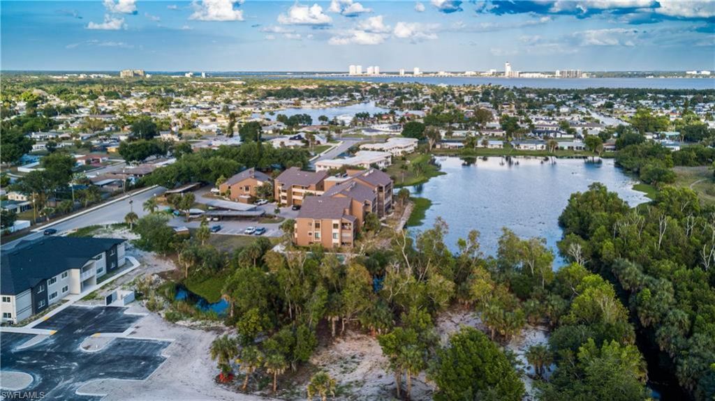 2069 W Lakeview Blvd, Unit E1, North Fort Myers, FL 33903 Photo