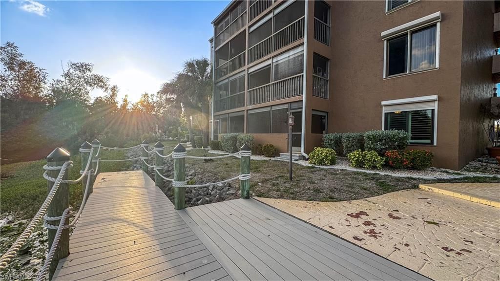2069 W Lakeview Blvd, Unit E1, North Fort Myers, FL 33903 Photo