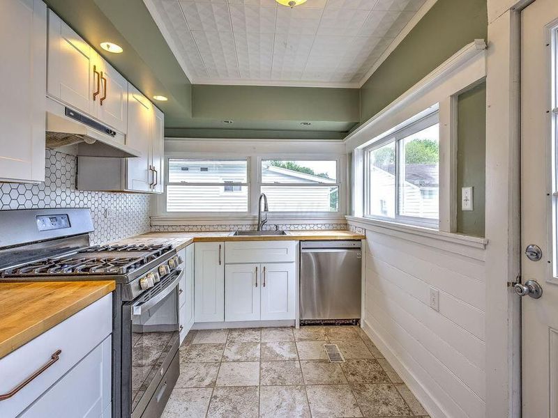 130 Mill Street , Utica, OH 43080 Photo 10