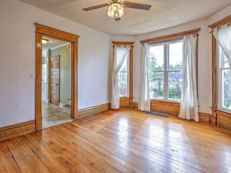 130 Mill Street , Utica, OH 43080 Photo 8