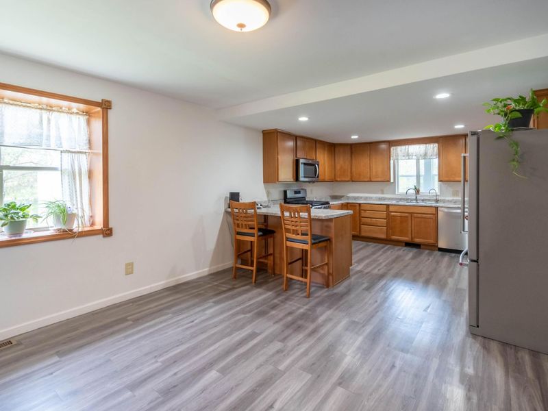 8063 E ST RTE 245, North Lewisburg, OH 43060 Photo 6