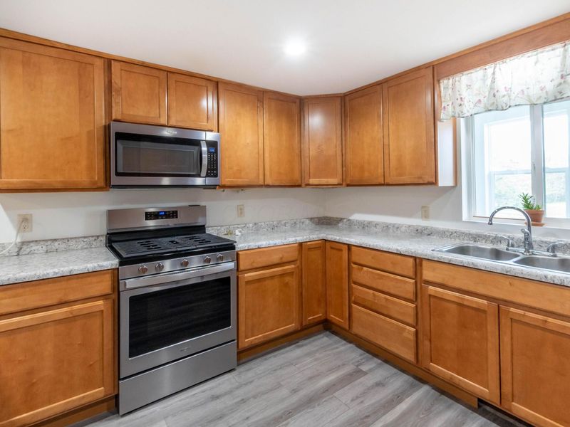 8063 E ST RTE 245, North Lewisburg, OH 43060 Photo 8