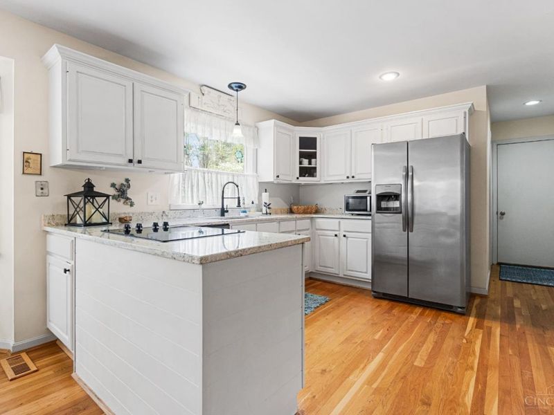 642 Springs Lane, Union Twp, OH 45255 Photo 9