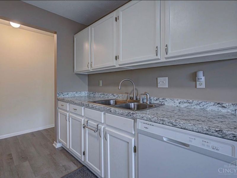 1575 Gelhot Drive, Unit 90, Fairfield, OH 45014 Photo 13