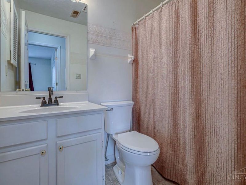 1575 Gelhot Drive, Unit 90, Fairfield, OH 45014 Photo 16