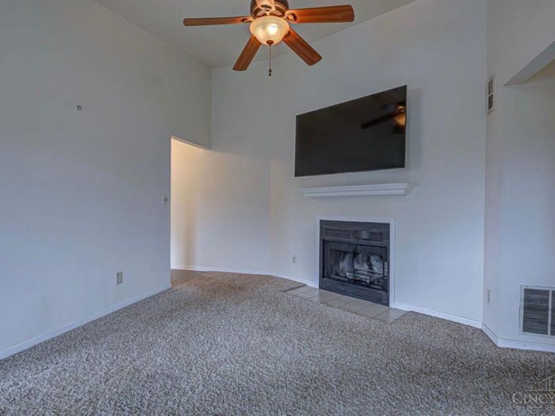 1575 Gelhot Drive, Unit 90, Fairfield, OH 45014 Photo 7