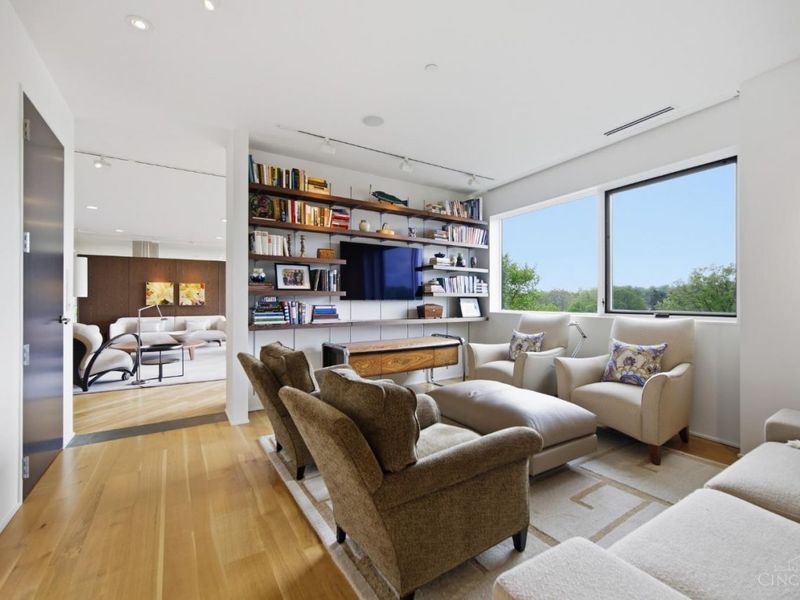 2801 Erie Avenue, Unit 302, Cincinnati, OH 45208 Photo 13