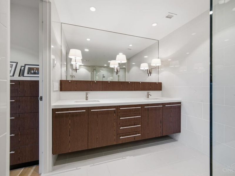 2801 Erie Avenue, Unit 302, Cincinnati, OH 45208 Photo 19