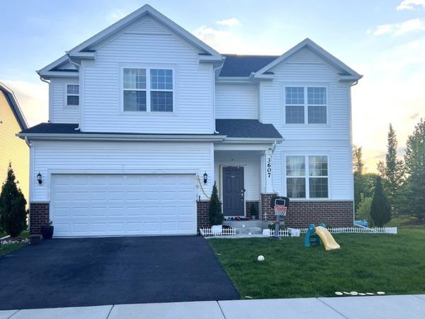 3607 Ambrosia Drive , Naperville, IL 60564