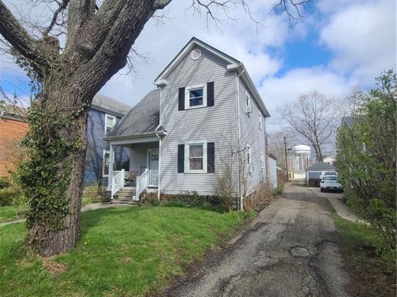 901 S Detroit Street, Xenia, OH 45385 Photo 2