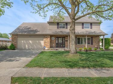 4023 Loop Drive, Englewood, OH 45322