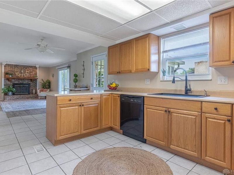 4023 Loop Drive, Englewood, OH 45322 Photo 8