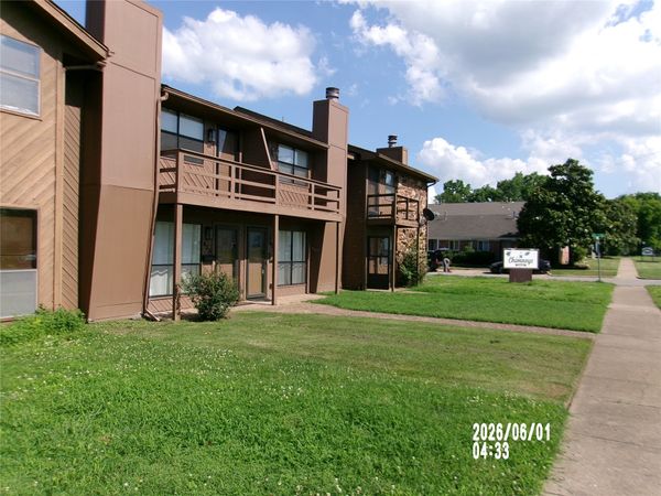 426 S Shawnee Avenue, Bartlesville, OK 74003
