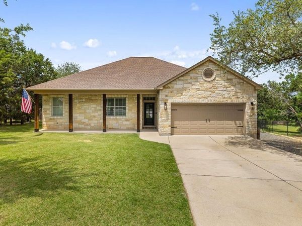 406 Strichen DR, Spicewood, TX 78669