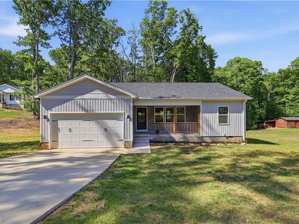 6569 Mount Lebanon Road , Troy, NC 27371