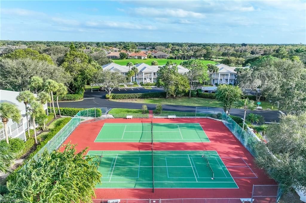8161 Twelve Oaks Cir , Unit 512, Naples, FL 34113 Photo