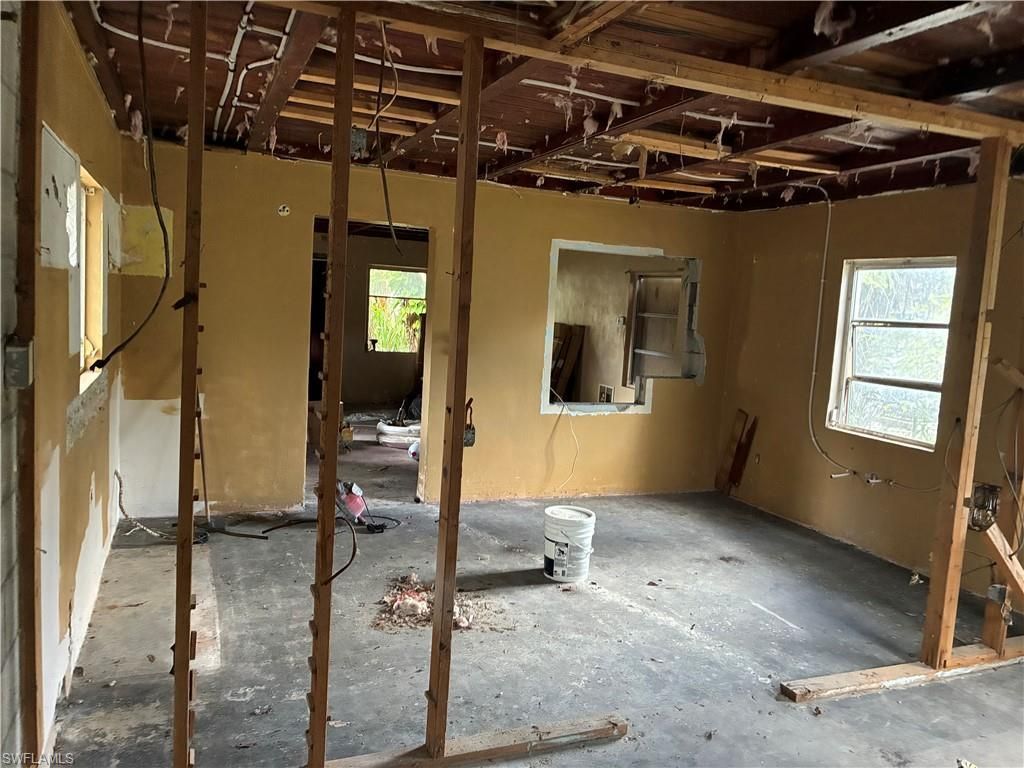 315 Buena Vista Blvd , Fort Myers, FL 33905 Photo