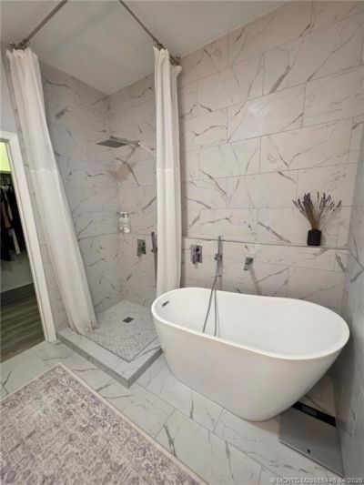 1560 SE Hampshire Way, Unit 204, Stuart, FL 34994 Photo