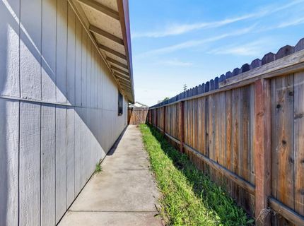 7598 Citrus Ave, Sacramento, CA 95823 Photo