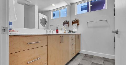 1719 6th St, Sacramento, CA 95811 Photo