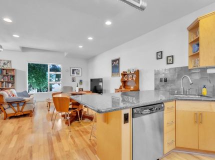 1719 6th St, Sacramento, CA 95811 Photo