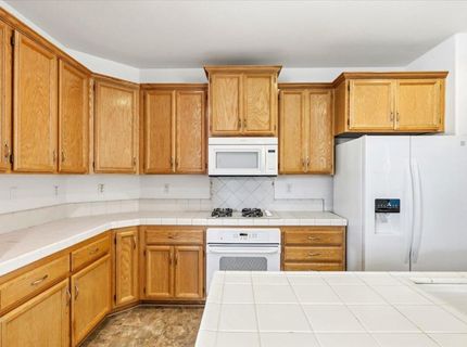 2129 Golden Gate Dr, Plumas Lake, CA 95961 Photo