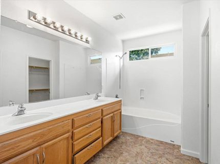 2129 Golden Gate Dr, Plumas Lake, CA 95961 Photo