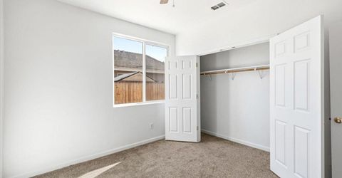 2129 Golden Gate Dr, Plumas Lake, CA 95961 Photo