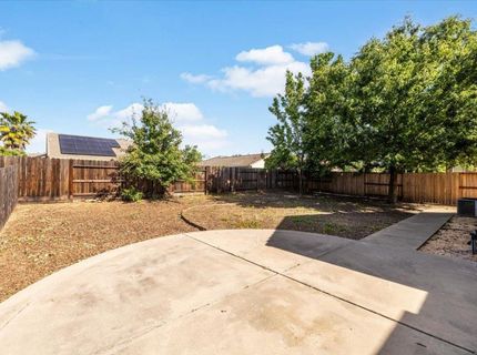 2129 Golden Gate Dr, Plumas Lake, CA 95961 Photo