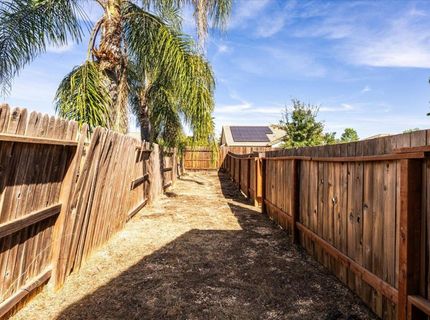 2129 Golden Gate Dr, Plumas Lake, CA 95961 Photo