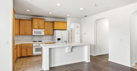 2129 Golden Gate Dr, Plumas Lake, CA 95961 Photo