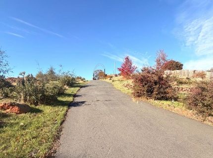 5242 Mirada Ln, Paradise, CA 95969 Photo