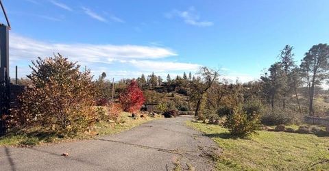 5242 Mirada Ln, Paradise, CA 95969 Photo